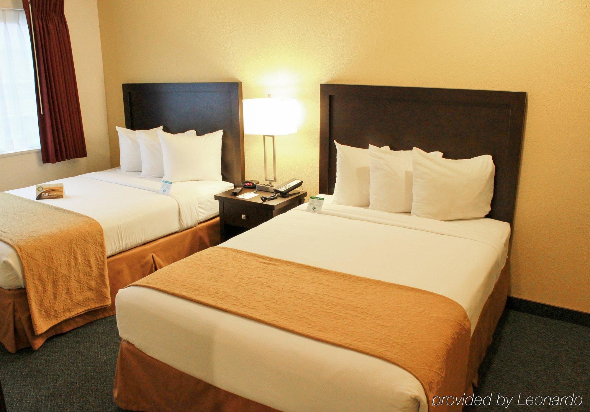 Quality Inn & Suites Спрингфийлд Екстериор снимка