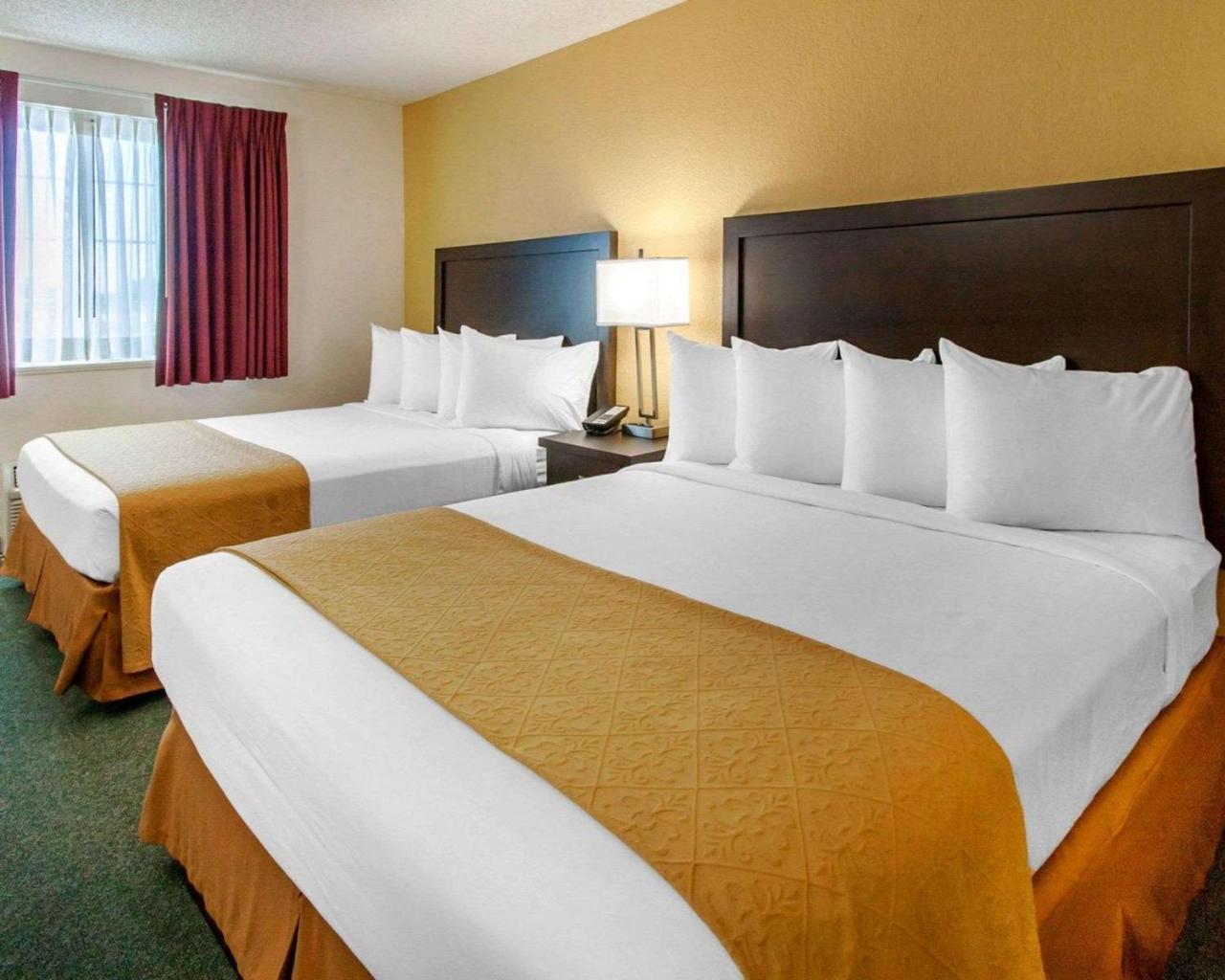 Quality Inn & Suites Спрингфийлд Екстериор снимка
