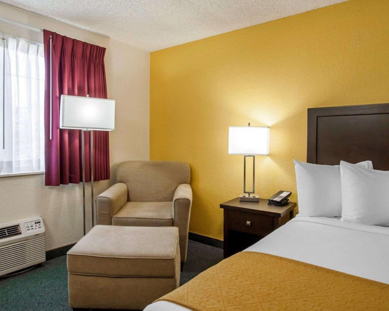 Quality Inn & Suites Спрингфийлд Екстериор снимка