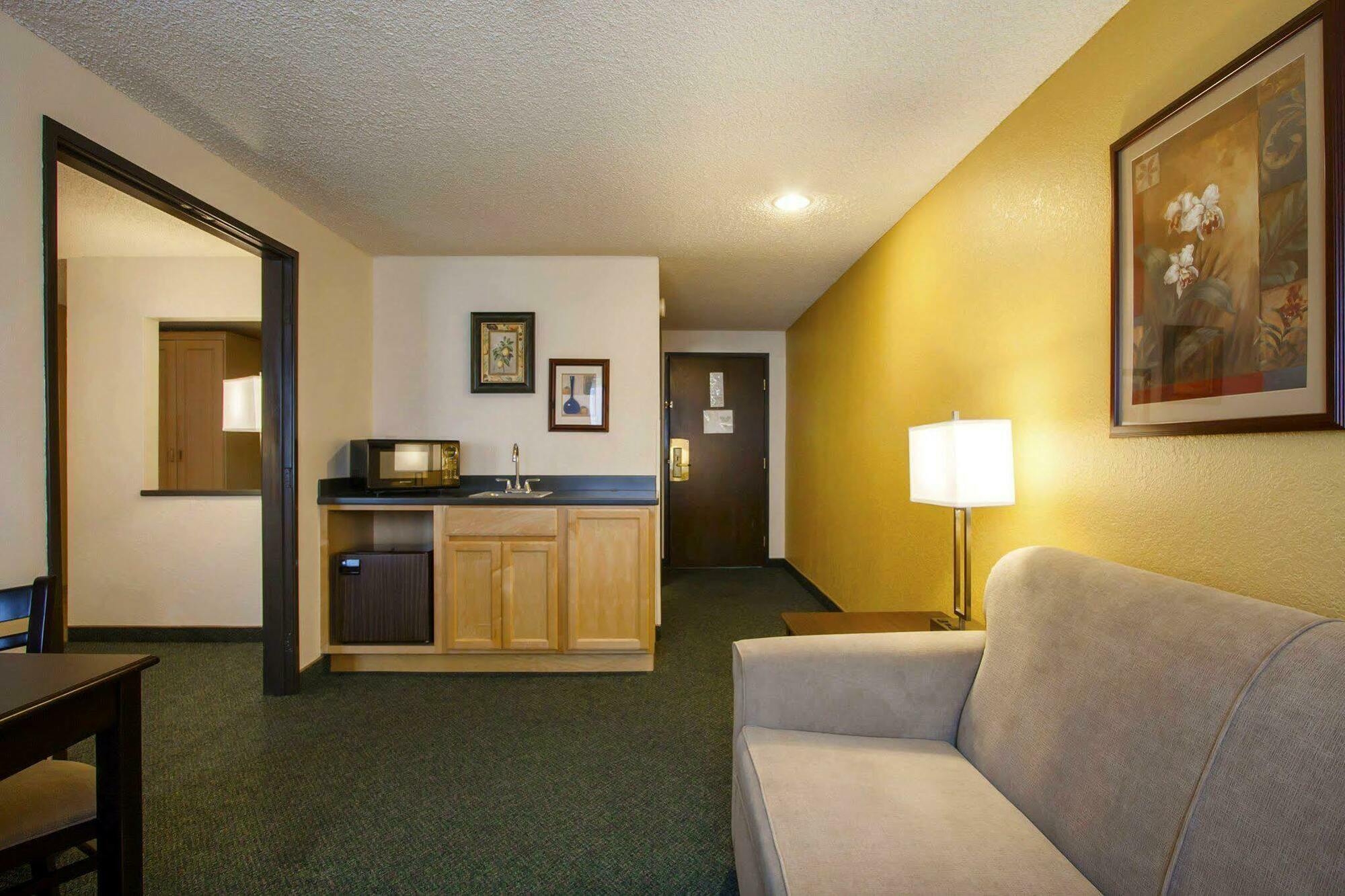 Quality Inn & Suites Спрингфийлд Екстериор снимка